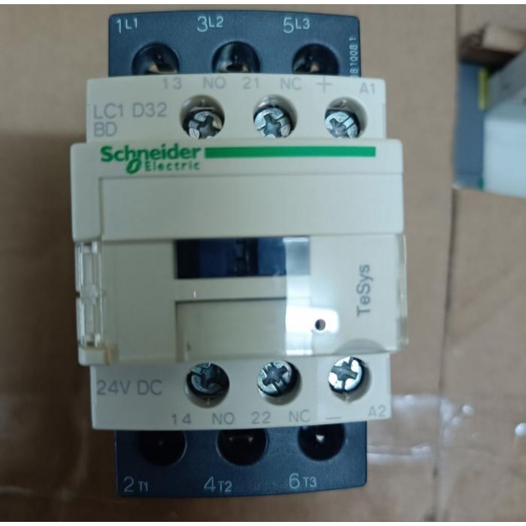 Kontaktor LC1D32 BD 24 VOL DC