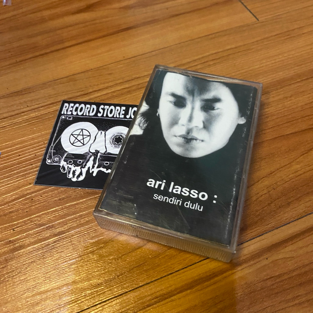 kaset ari lasso - sendiri dulu