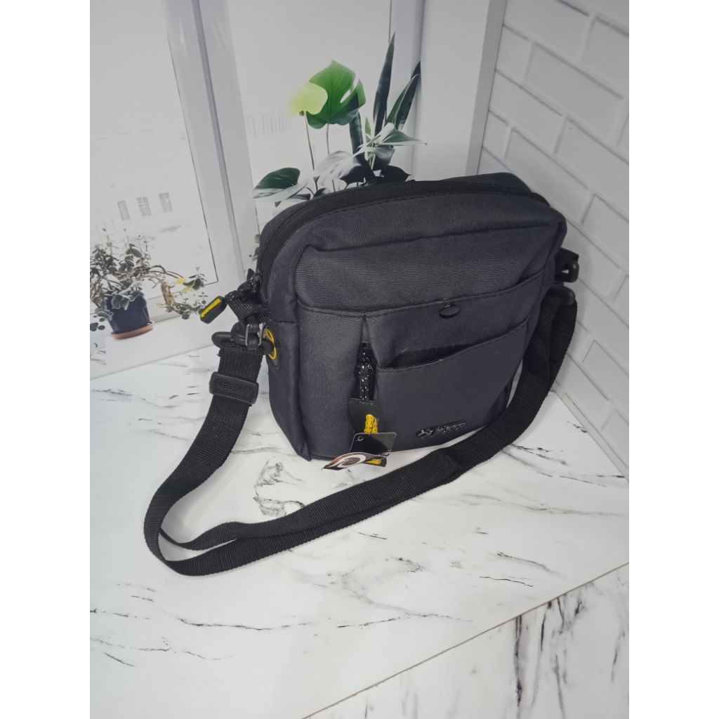 obral tas slempang pria QUICKER abu abu cakep