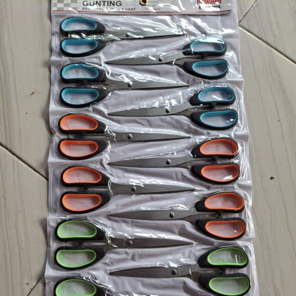 

Gunting jumbo isi 12pcs satu renceng