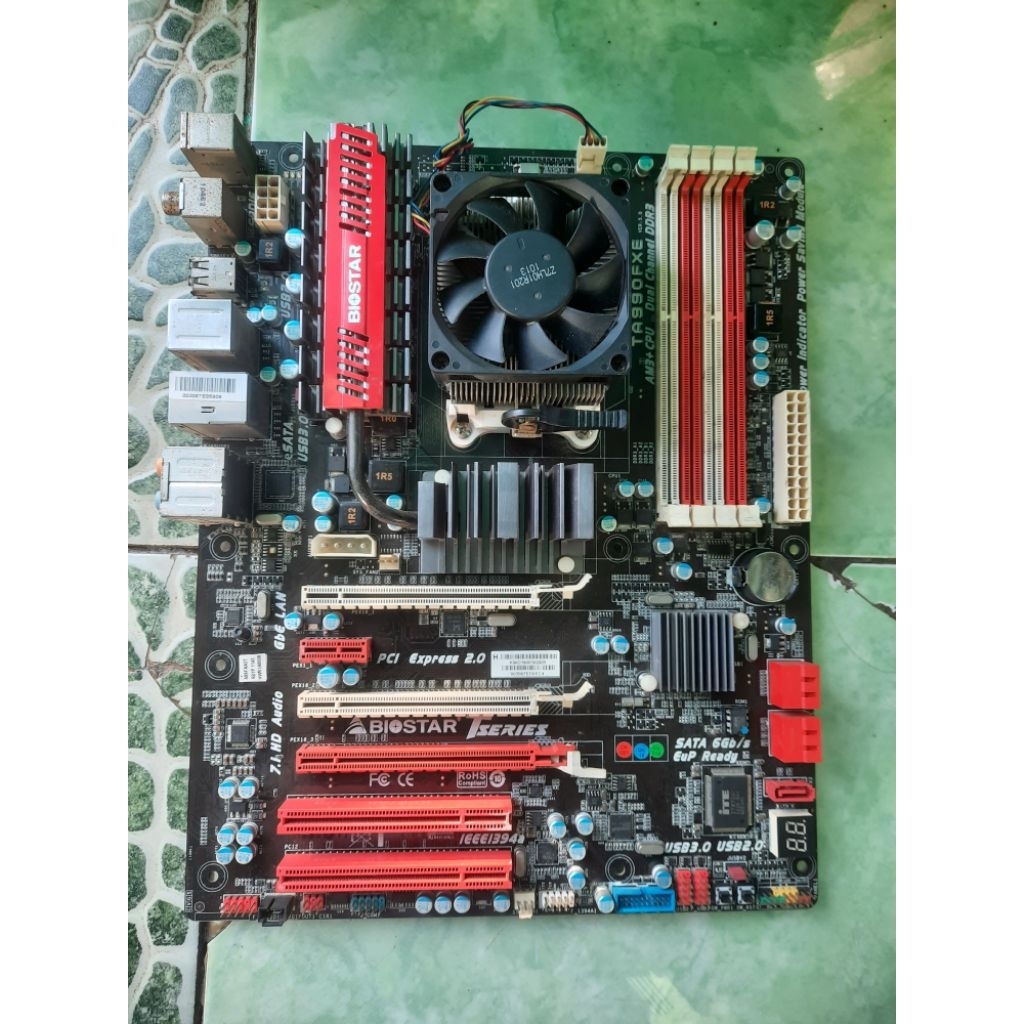 GAMING BIOSTAR TA990FXE