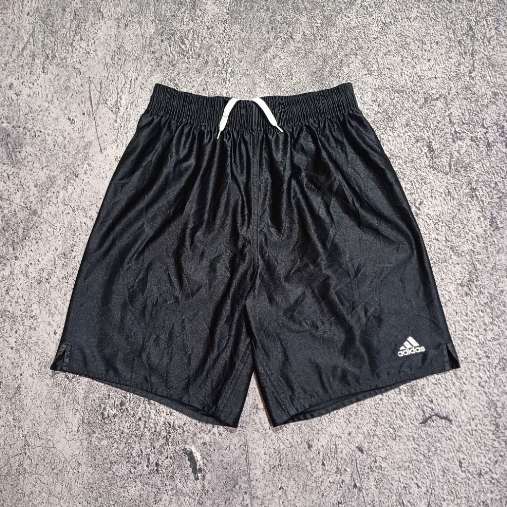 Celana basket Adidas