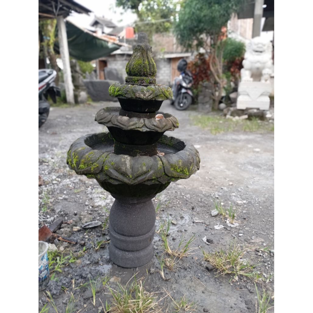 air mancur batu lava