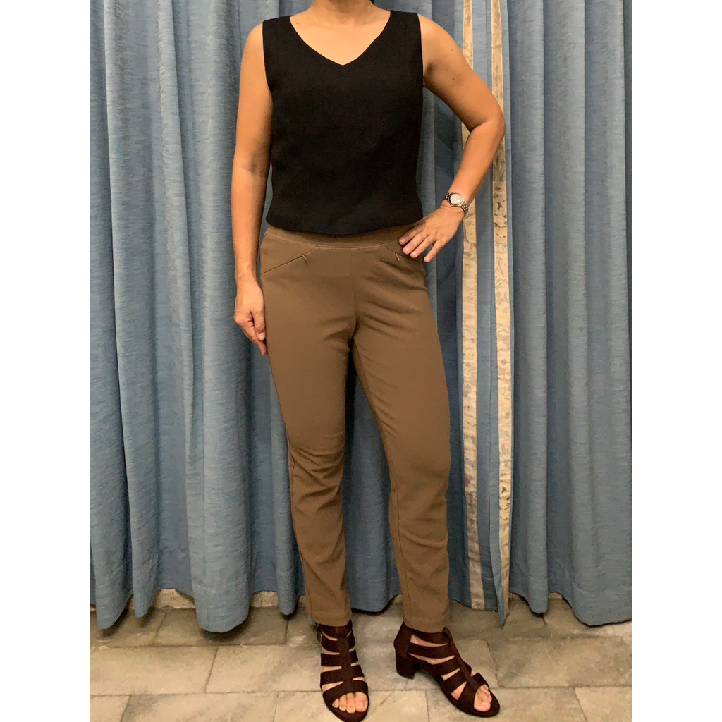 ELLE - CELANA PANJANG WANITA SUSU COKLAT -38