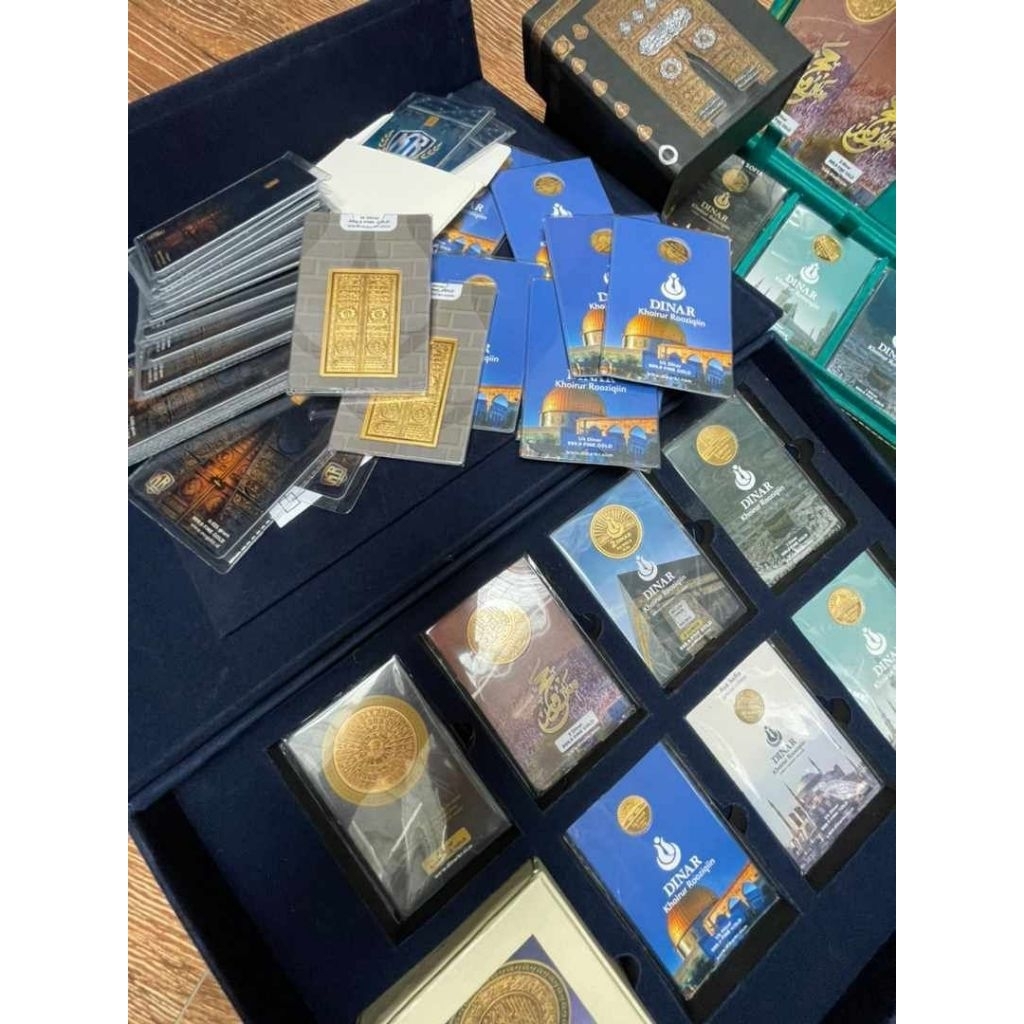 Box tempat penyimpanan emas Dinar Khoirur Rooziiqiin Luxury Eklusive ( tanpa dinar hanya box ) terla