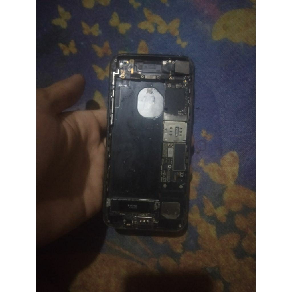 mesin iphone 7 128gb