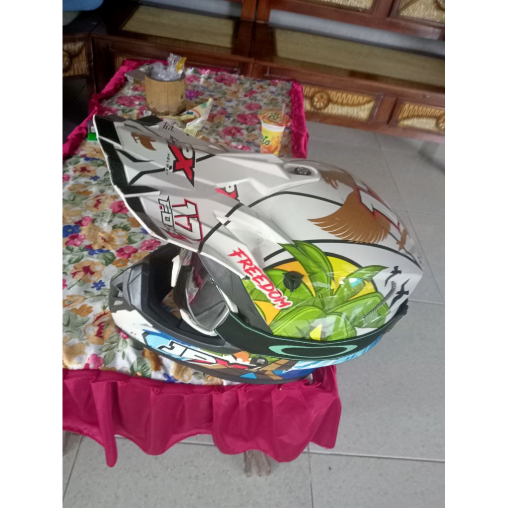 helem jpx crss , set kacamatan bekas , no minus mulus