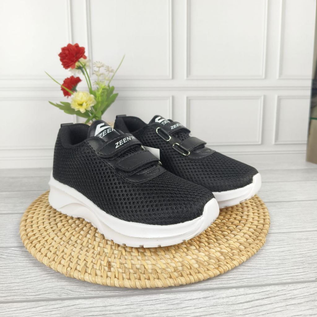 Sepatu Sekolah TK SD SMP Hitam Putih - Sepatu Anak Sekolah TK SD SMP Hitam polos