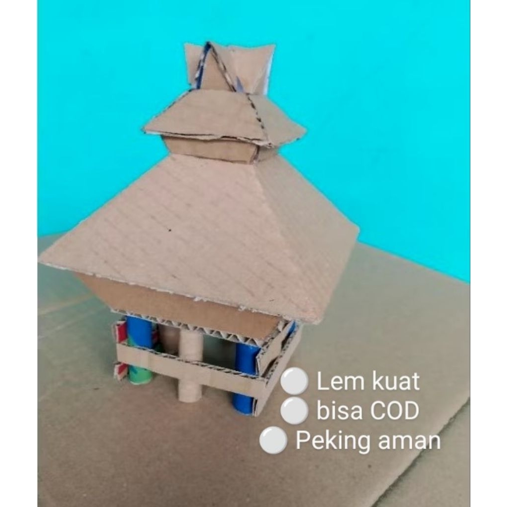 miniatur Rumah adat karo belum dirakit