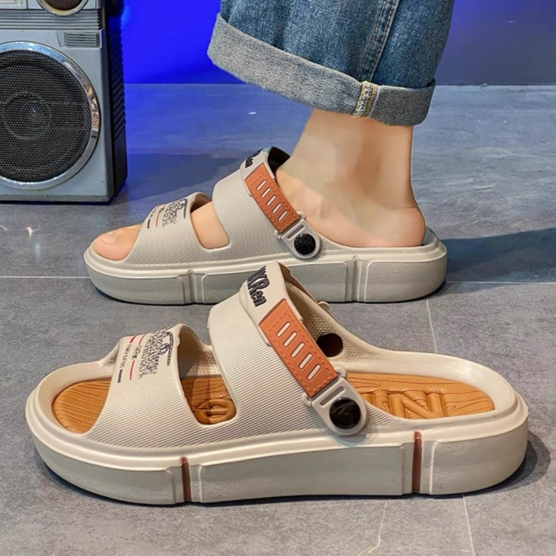 Sandal Pria Terbaru 2025 Sandal Pria Keren Fashion Korea dengan Tali Belakang dan Tali Hidung