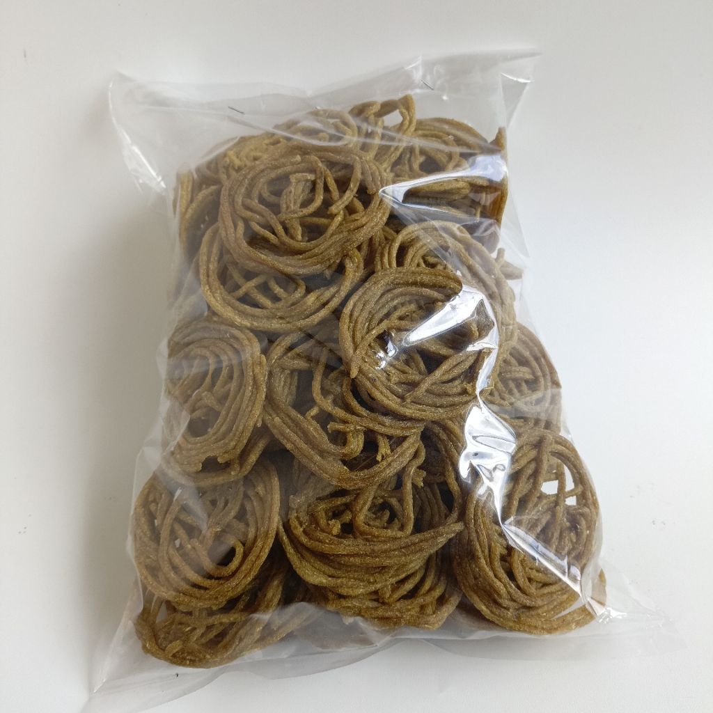 

Kerupuk mie kuning mentah kemasan 1 Kg