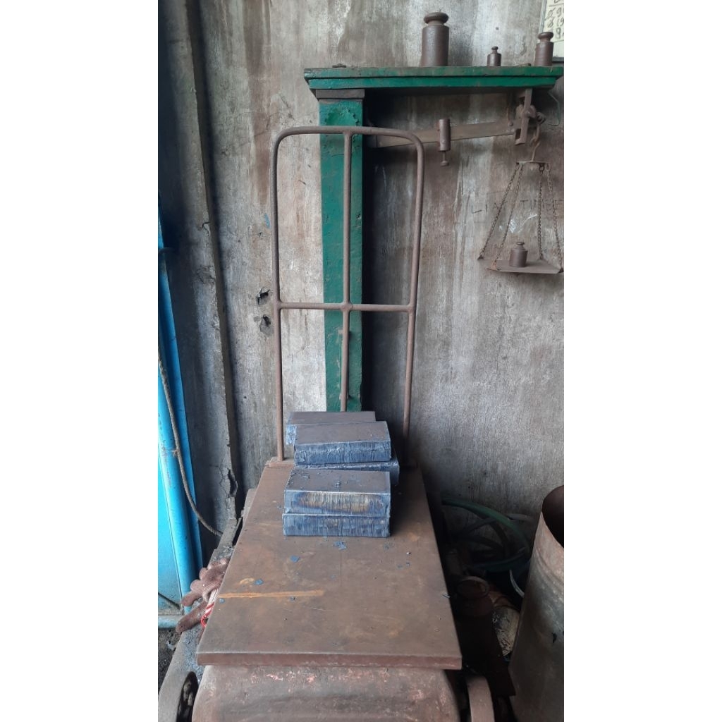 Besi plat kotak tebal 50mm 70mm x 200mm 1pcs