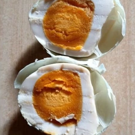 

TELUR ASIN KHAS BREBES MASIR ASIN SUPER