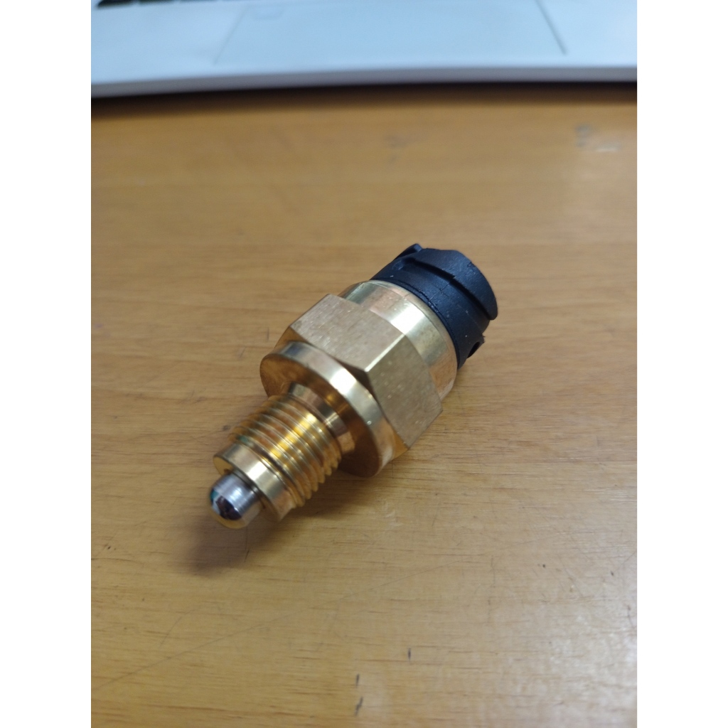 SWITCH MUNDUR FUSO GANJO EATON PS220