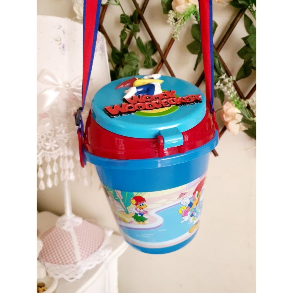 bucket popcorn