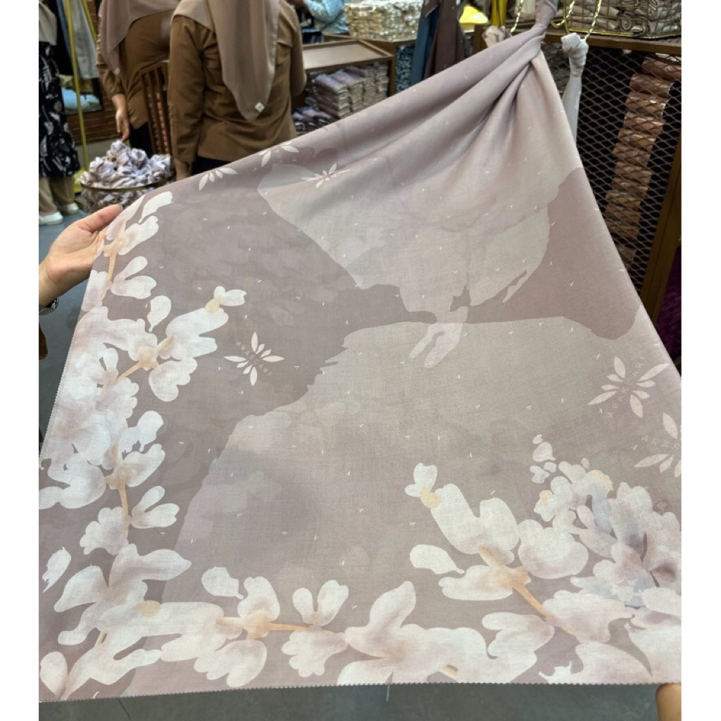 Arascarf preloved butter nude