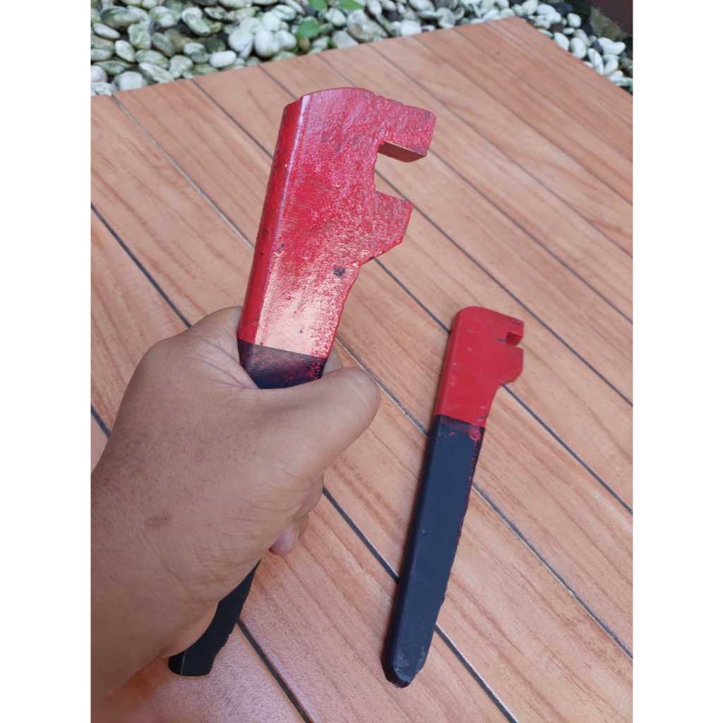 KUNCI BESI / PENEKUK BESI BETON / PLESER BAJA PER/PIR UKURAN BETON 14mm 16mm 19mm 22mm