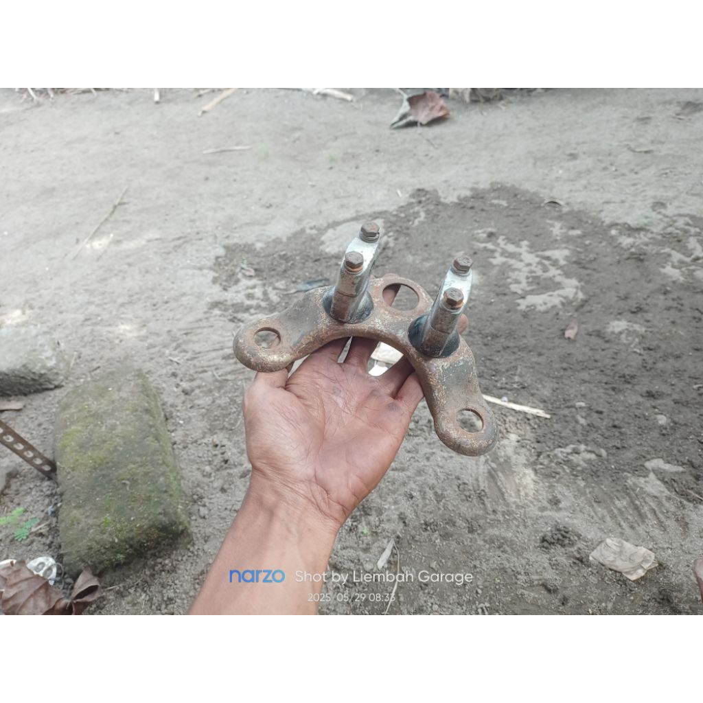 T atas jialing kancil