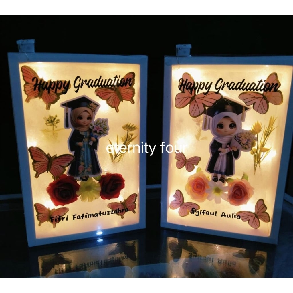

Gift Box Kupu Special Happy Graduation, Happy Birthday, Hari Guru, Hari ibu, Gratis kasih nama Kamu