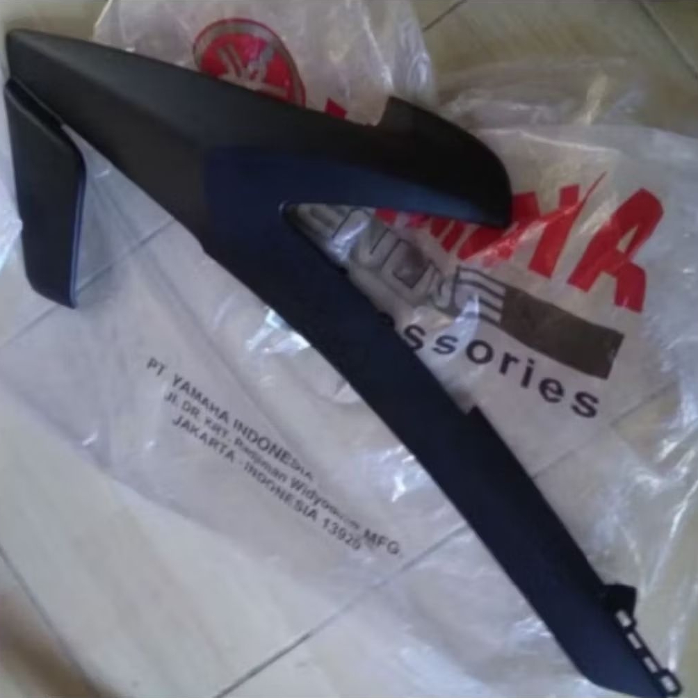 cover body bodi sayap kanan kiri vixion R