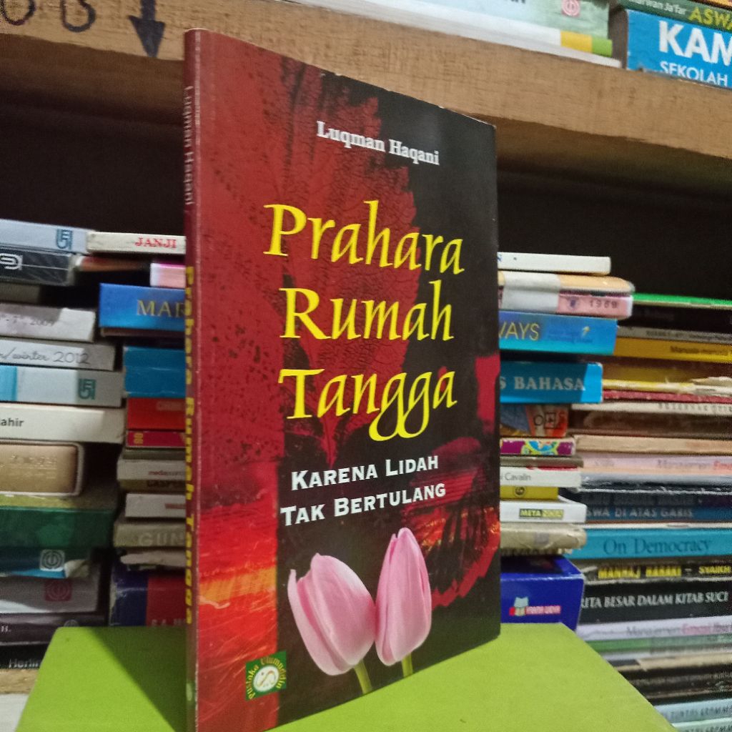 buku prahara rumah tangga karena lidah tak bertulang