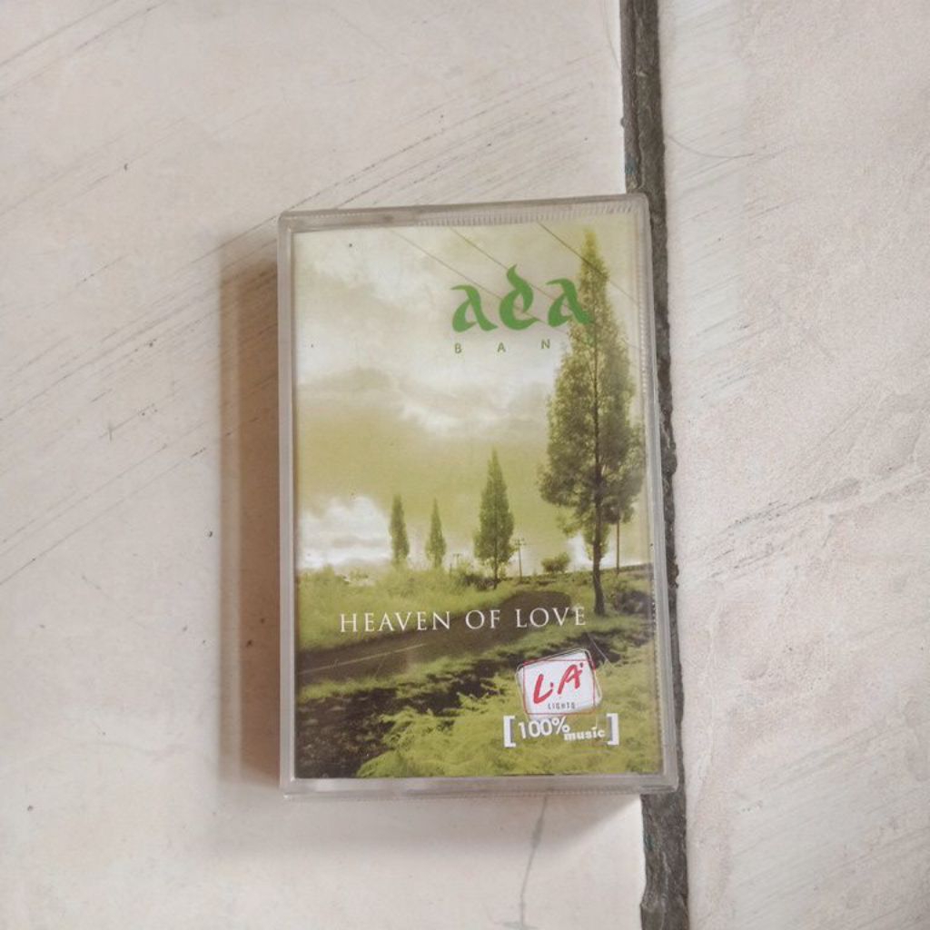 Kaset pita ada band - heaven of love