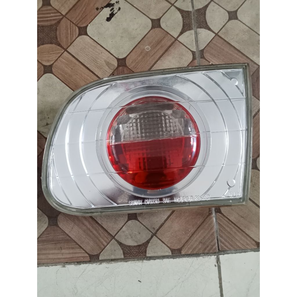 Lampu bagasi Honda Ferio 1996 kanan