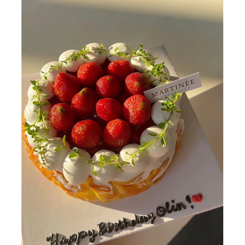 

Strawberry Short Cheesecake