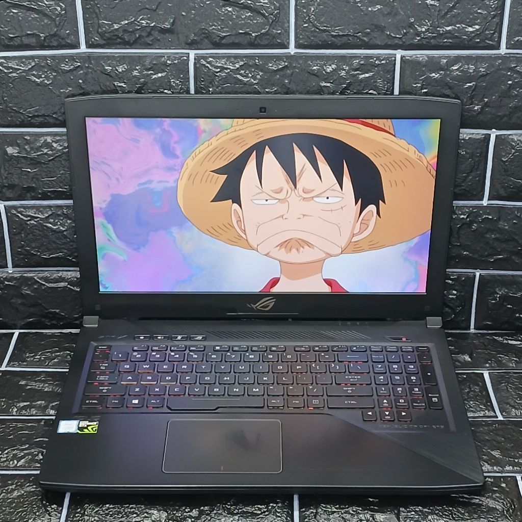 Laptop Gaming Asus ROG Strix GL503VD Intel Core I7-7700HQ 8/256GB GTX 1050