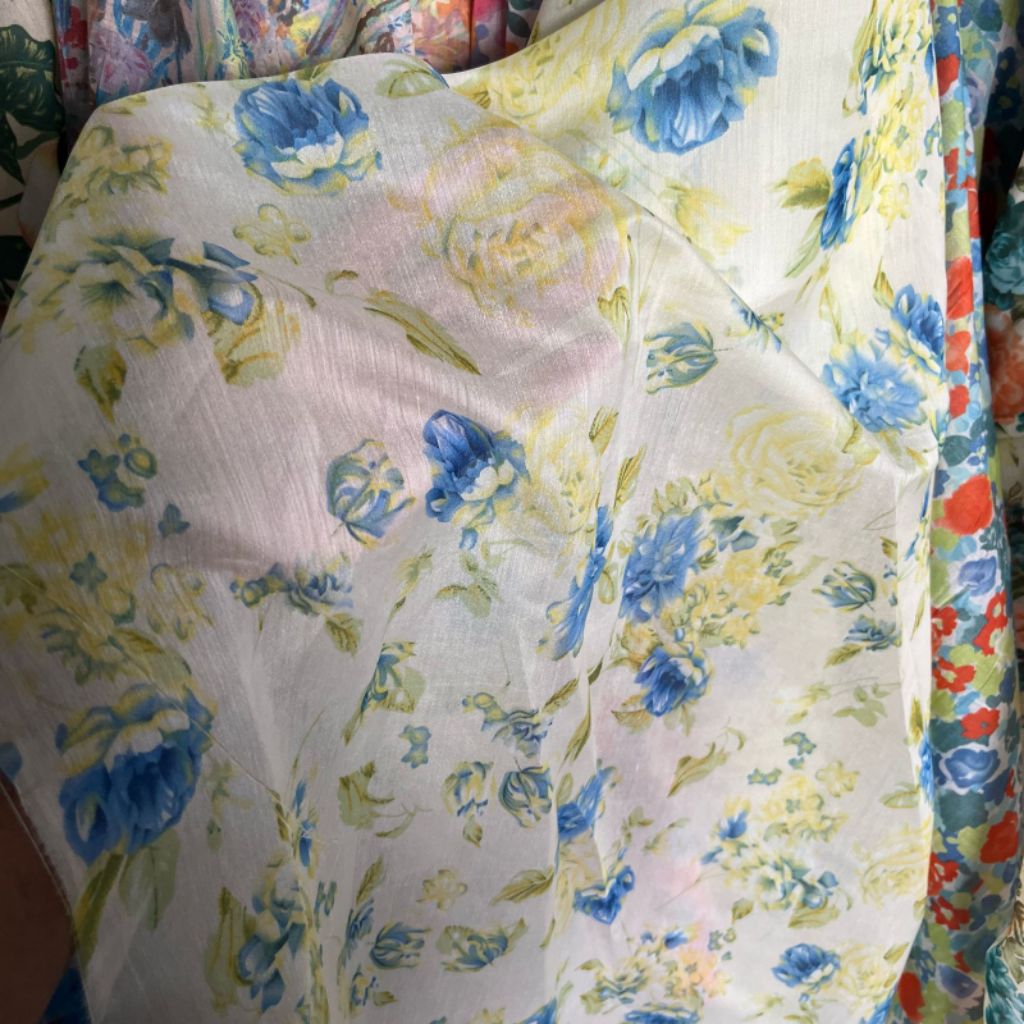 kain organdi motif bunga / kain organza motif bunga