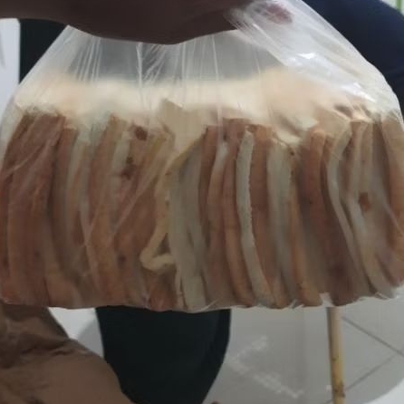 

KULIT ROTI/ TRIMING ROTI TAWAR 1 KG. FRESH BREAD
