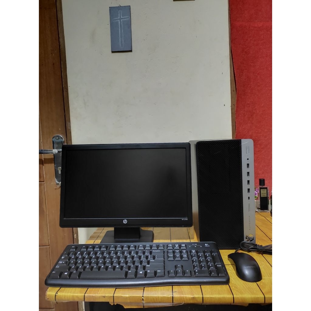 SATU SET KOMPUTER MERK HP SIAP PAKAI SPEK TINGGI BERGARANSI