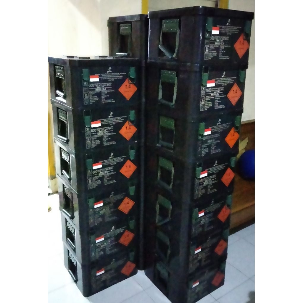 KOTAK BEKAS PELURU TNI