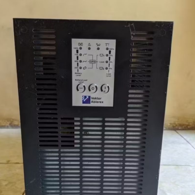 UPS VEKTOR Ablerex UPS 1KVA 700W