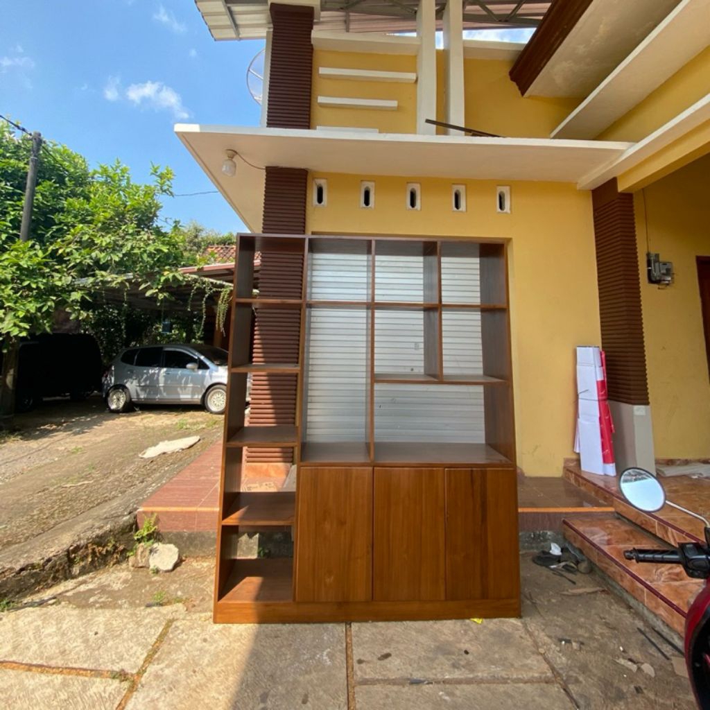 partisi kayu jati partisi penyekat ruangan lemari partisi