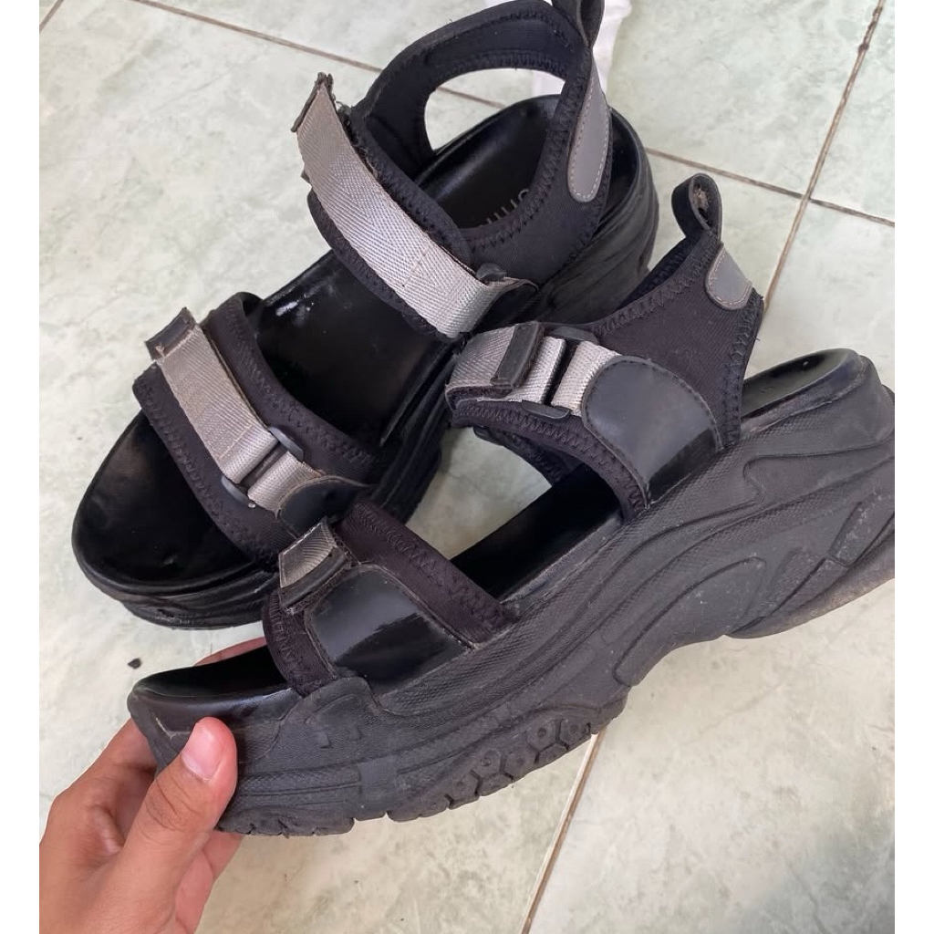 Sepatu kronikel project