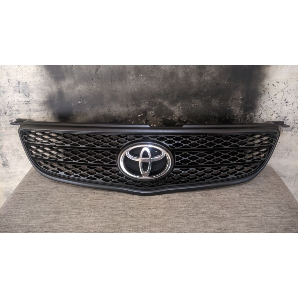 GRILL GRILLE TOYOTA VIOS GEN 1 TAHUN 2003-2005 ORIGINAL