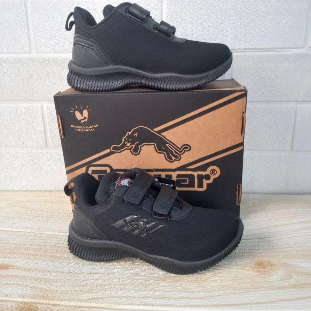 Sepatu sekolah PRO ATT JAGUAR
