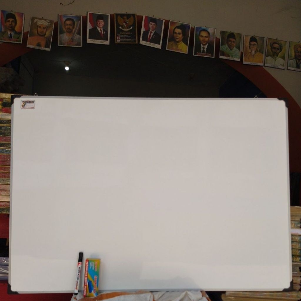 

Papan Tulis 70x100 cm Gratis Spidol Penghapus