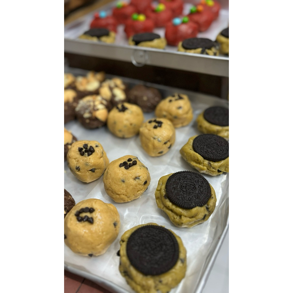 

grosir cookies bisa mix silahkan request admin untuk varian ( sepaket suda dapat 6cookies )