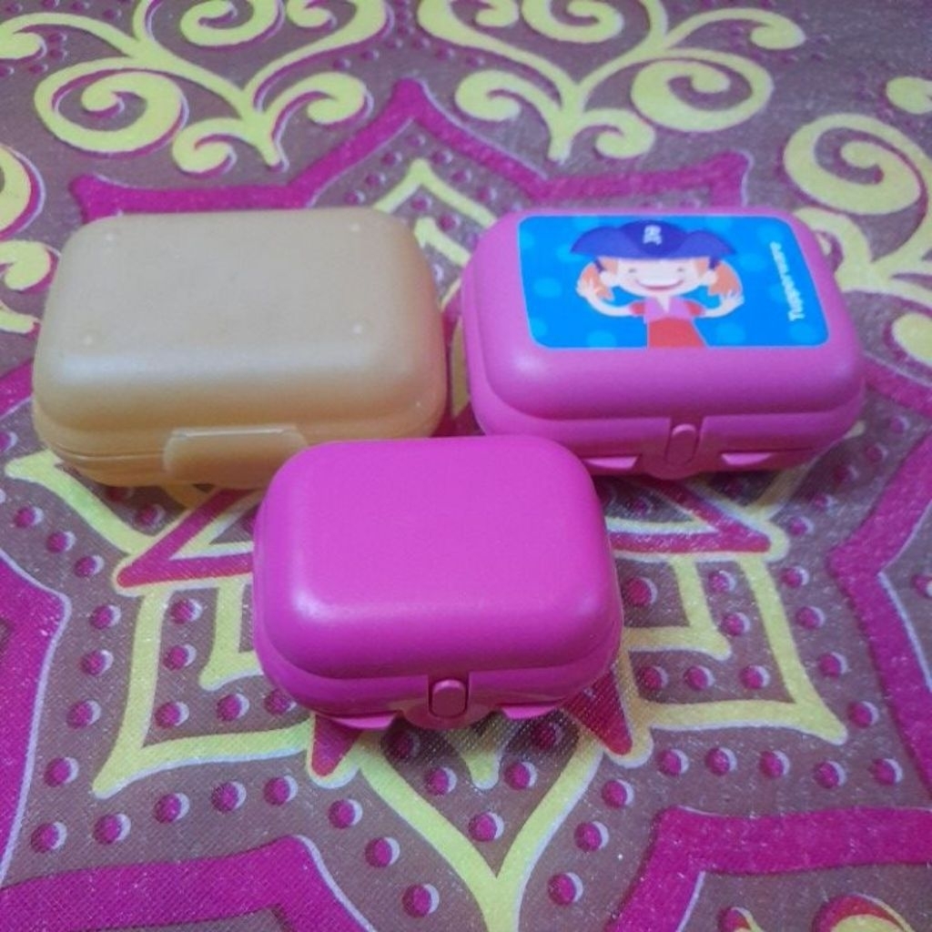 oyster tupperware second