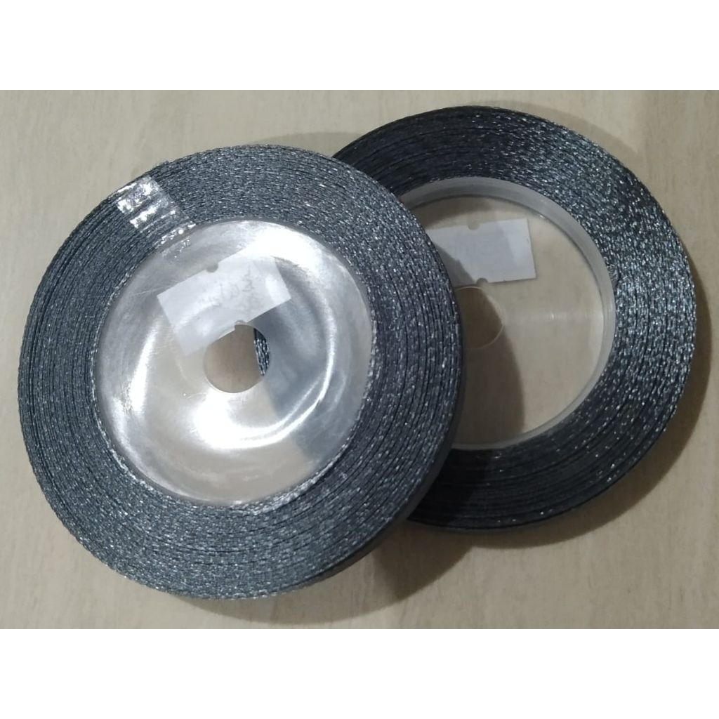 

Pita Satin 1/4 Inchi atau 0,6cm Warna Abu Sedang Jual Perpcs