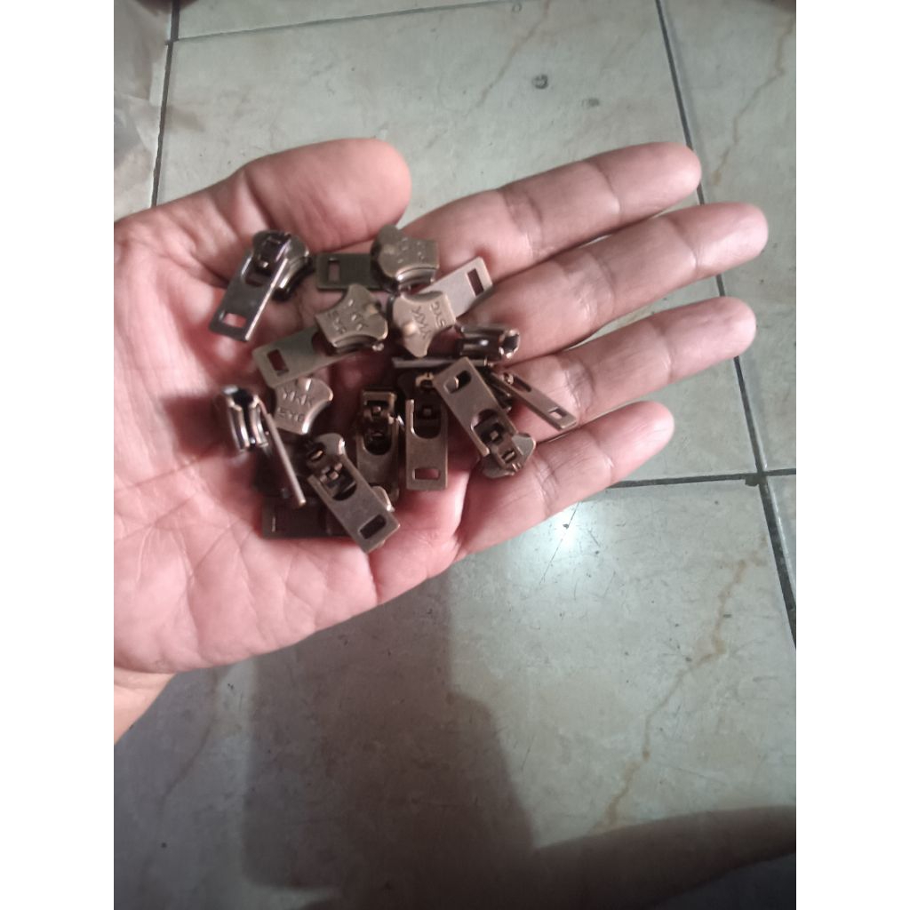 kepala resleting besi bakar no 5 Ykk