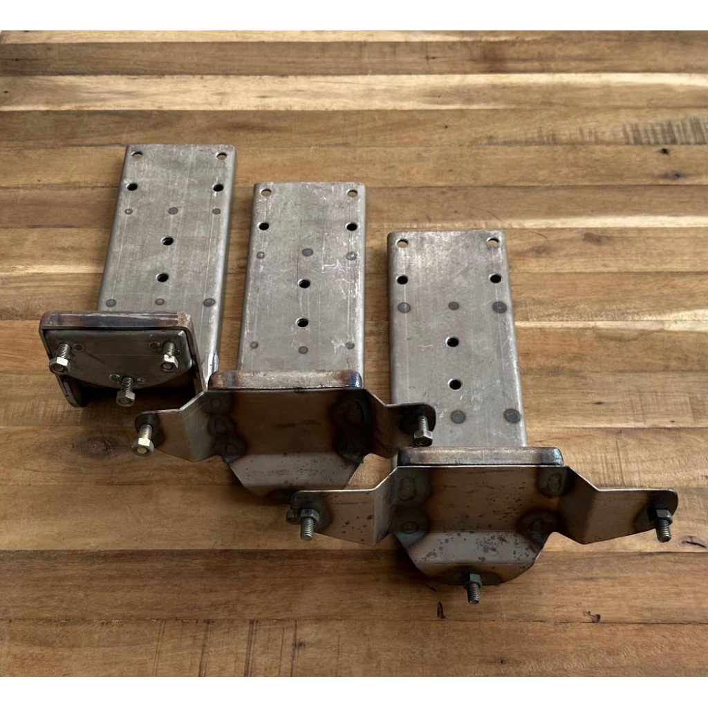 hower dudukan ban belakang  tiang ban serep vespa vbb.su.sprint