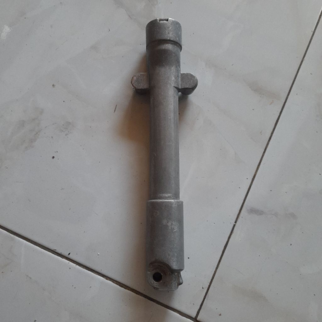 BOTTOM BATEM TABUNG SHOCK SEKOK DEPAN BAGIAN KIRI BEKAS DI BUBUT NOUVO Z SPORTY LELE , BEKAS ORIGINA