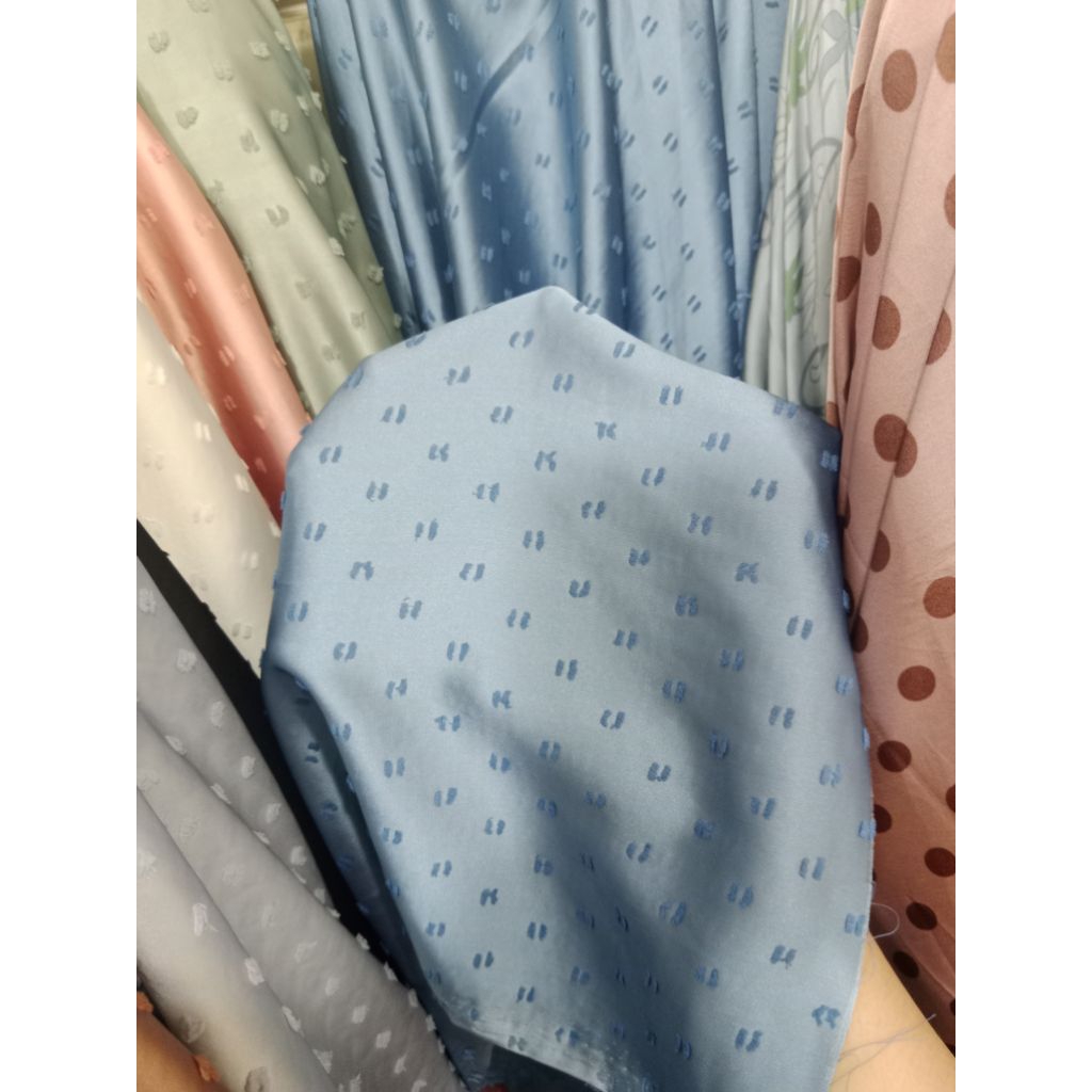 Bahan Kain satin silk uragiri dot motif uragiri