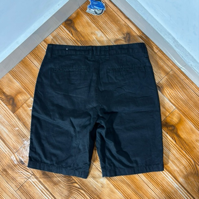 Celana Pendek Giordano Black Second