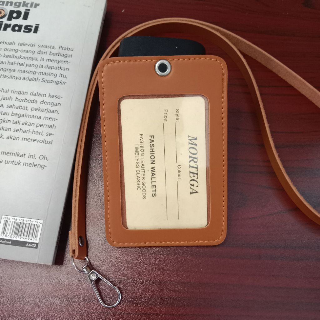 

Name tag ID card kulit holder 2 slot Name tag lanyard