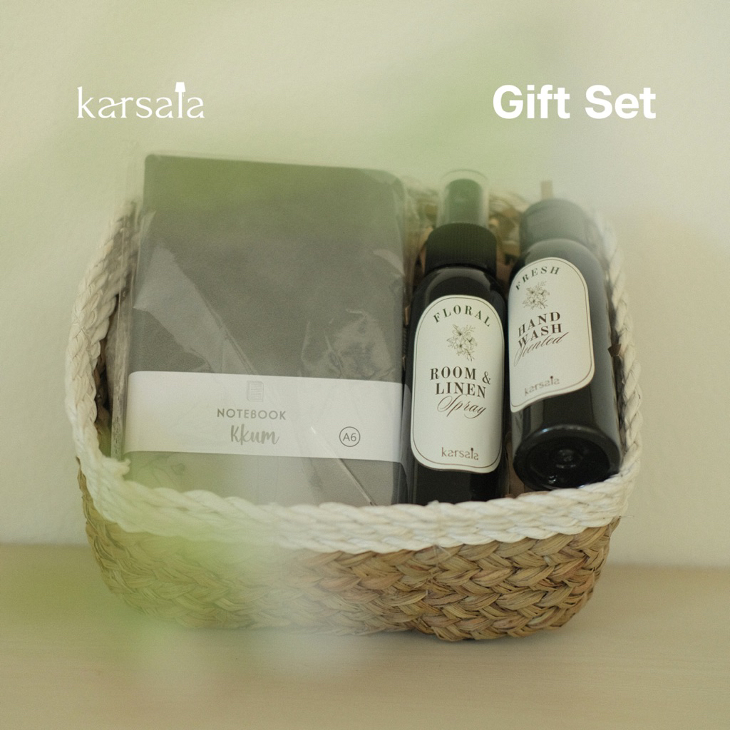 

KARSALA - Juwita Package Gift Set | Hampers Minimalis | Kado Birthday Wedding Graduation Guru | Souvenir Scented Candle Reed Diffuser Coaster Tatakan Alat Makan Kayu Jati | Hadiah Ulang Tahun Pernikahan
