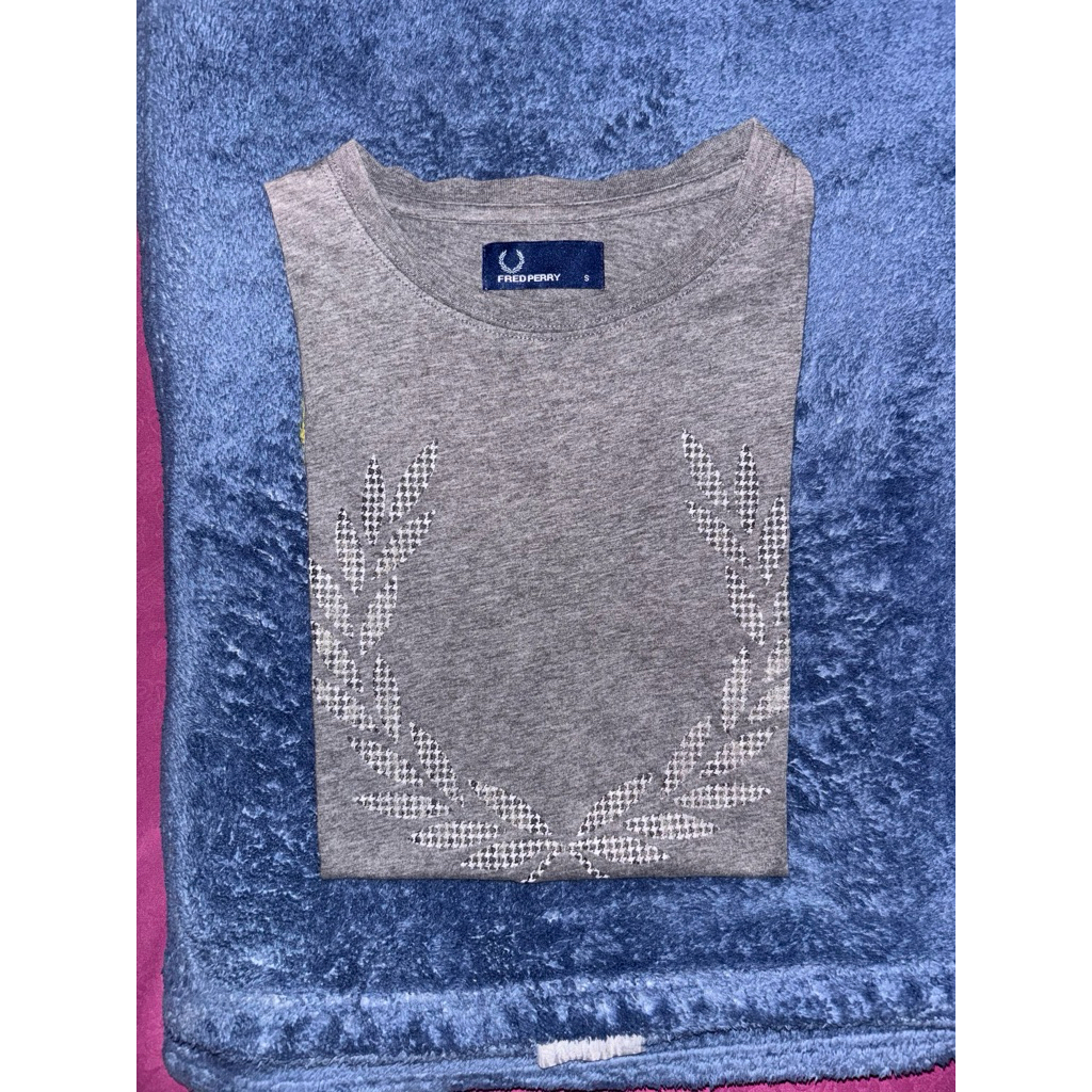 fred perry t shirt